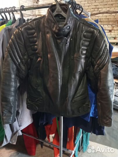 Мотокуртки кожаные