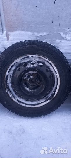 Dunlop SP Winter Ice 02 185/60 R14