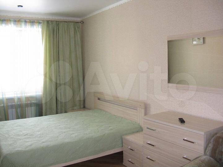 2-к. квартира, 48 м², 3/3 эт.