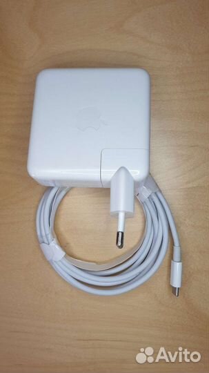 Apple MacBook Air M1 (2020) 256Gb/8/8CPU/7GPU