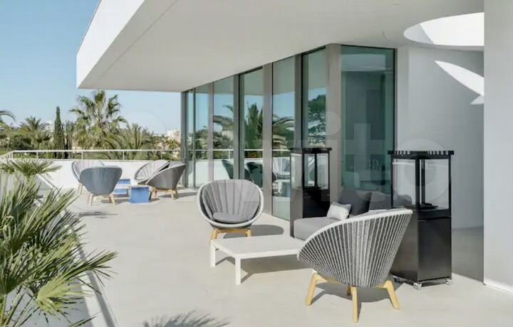 Коттедж 250 м² на участке 10 сот.