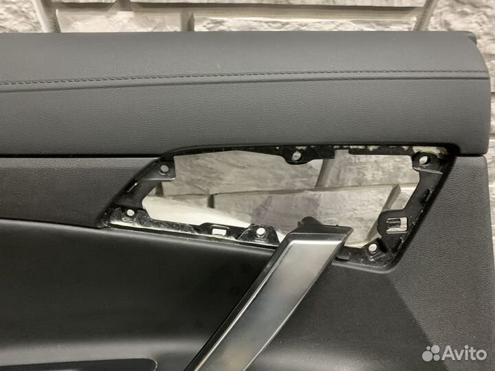 Geely Atlas Обшивка двери задней левой и правой