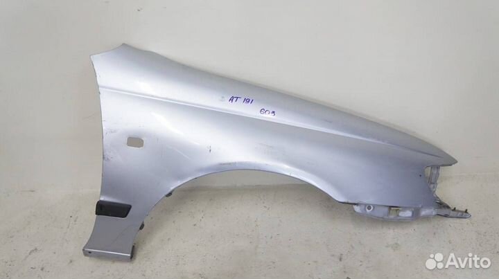 Крыло переднее правое Toyota Caldina AT191