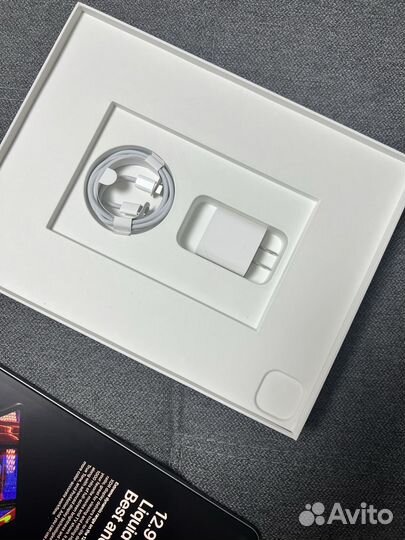 Apple iPad Pro 12.9 2022 256 GB Space Gray