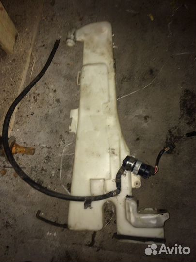 Бачок омывателя Honda C-RV 2