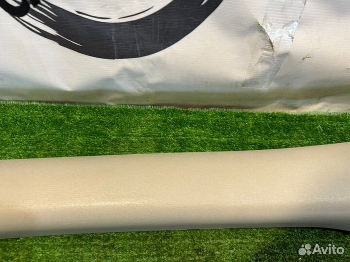 Обшивка стойки кузова передняя левая Nissan