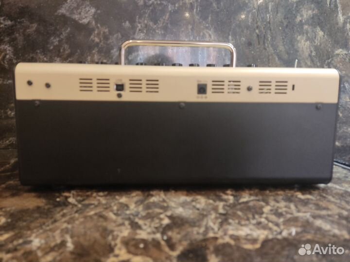 Yamaha thr10. Гитарный комбоусилитель