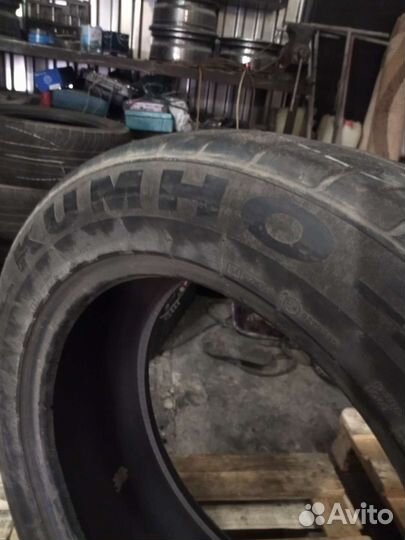 Kumho Ecsta X3 KL17 235/55 R17