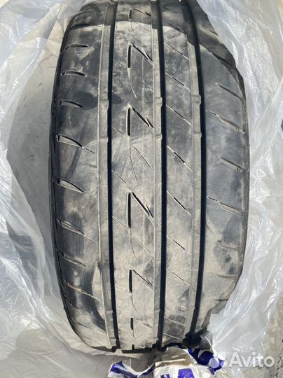 Bridgestone Ecopia EP200 215/50 R17 90