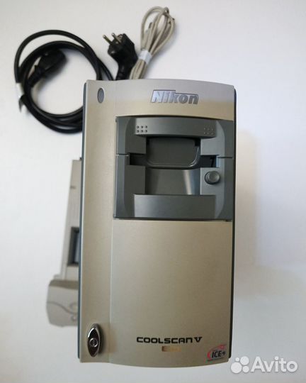 Слайд-сканер Nikon Coolscan V ED (LS 50 ED)