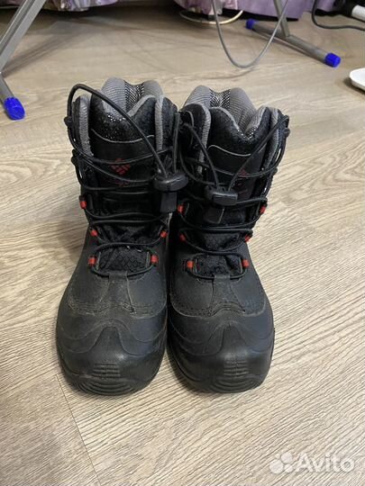 Columbia ботинки на мальчика 33 размер