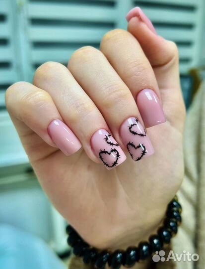 Маникюр с укреплением гелем