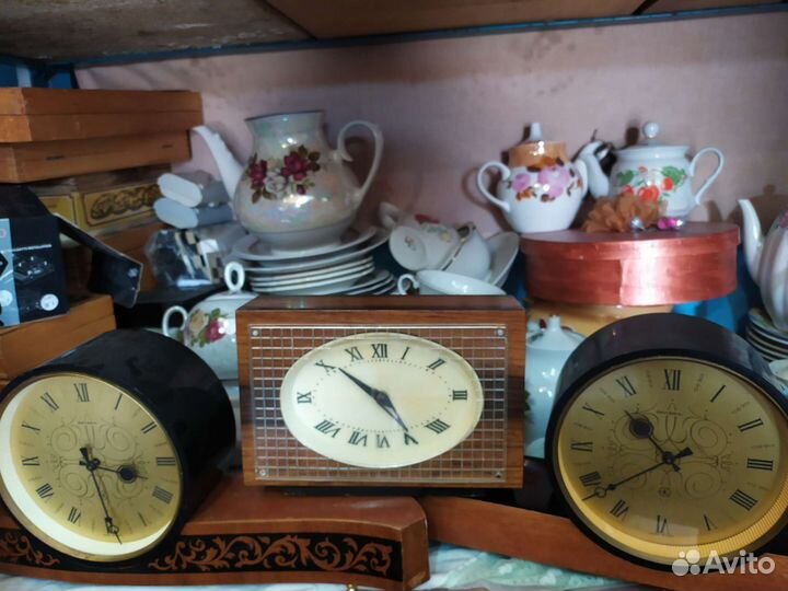 Настольные настенные часы СССР рабочие