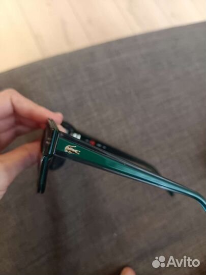 Солнцезащитные очки женские брендовые