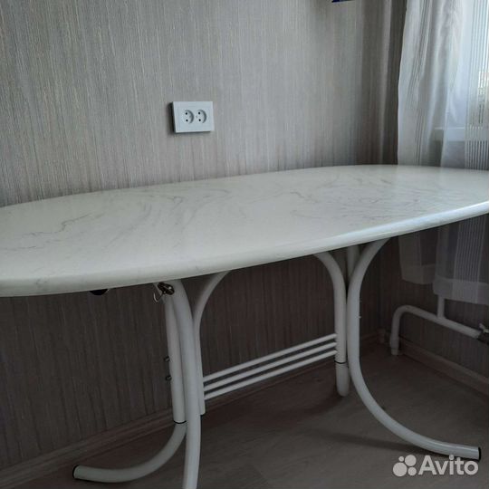 Кухонный стол бу