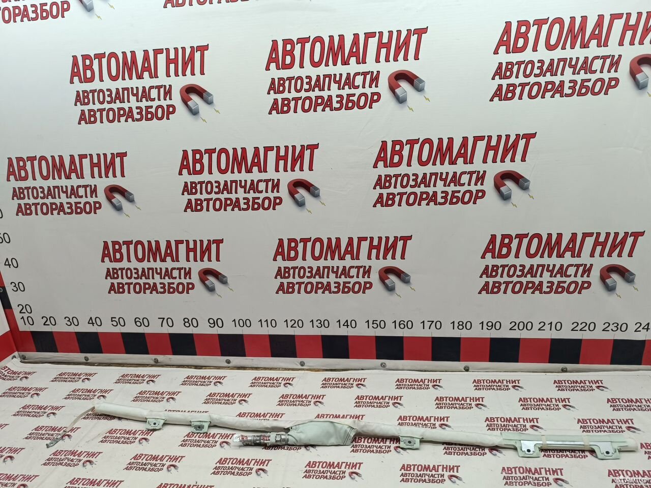 Шторка безопасности правая Faw Bestune T77