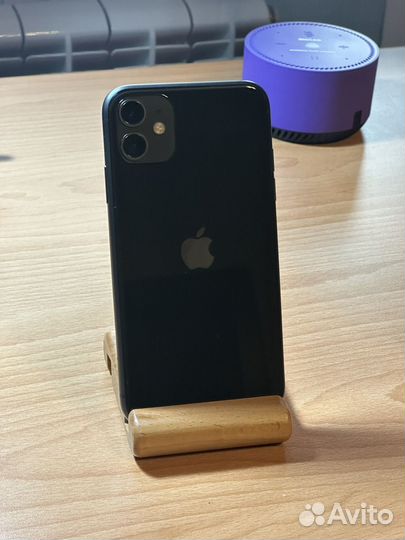 iPhone 11, 64 ГБ