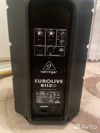 Фронтальная колонка behringer Eurolive B112D