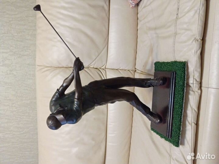 Статуя-статуэтка Гольфист