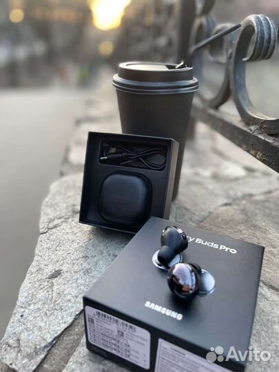 Беспроводные наушники Samsung Buds Pro