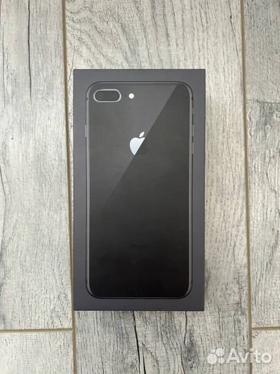 Телефон iPhone 8 plus