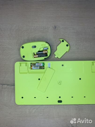 Беспроводная клавиатура и мышь