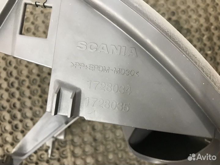Накладка торпедо Scania 5-series