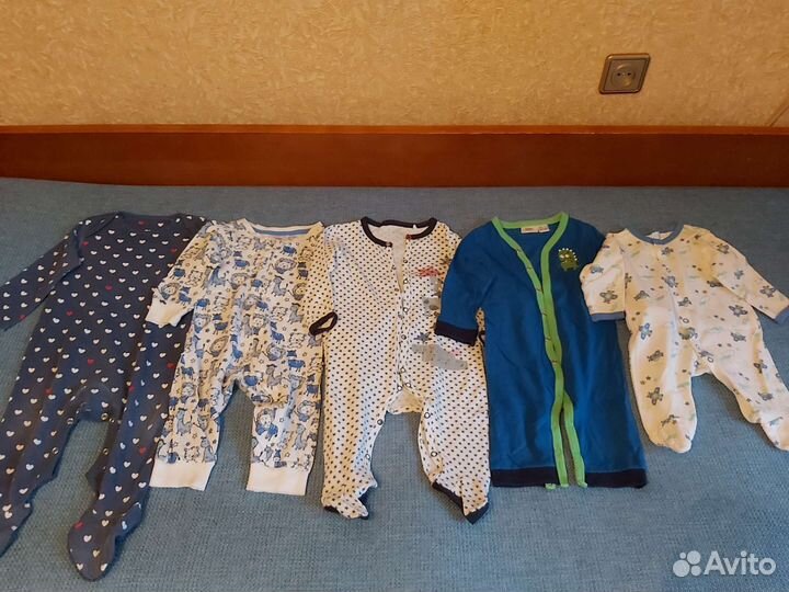 Детские вещи на мальчика 0-2 г пакетом