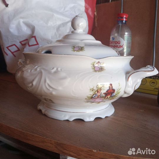Фарфоровая супница СССР