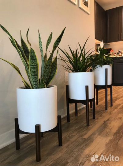 Подставка для цветов в стиле лофт