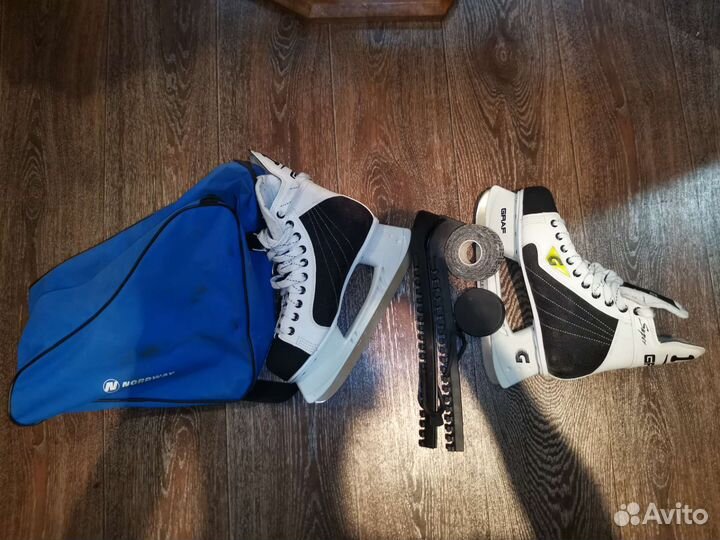 Коньки хоккейные graf 44 размер
