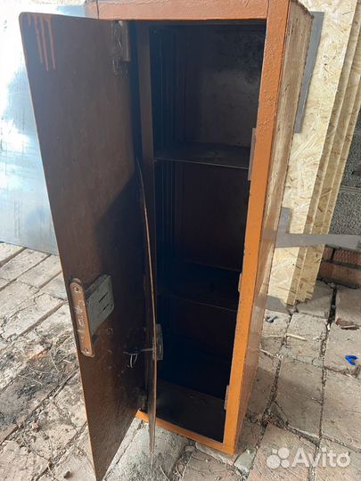 Оружейный сейф