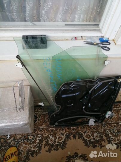 Стёкла левые теана 2