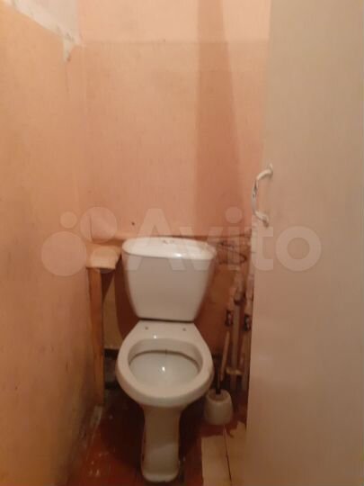 Комната 12 м² в 5-к., 4/4 эт.