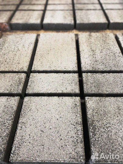 Крупноформатная тротуарная плитка