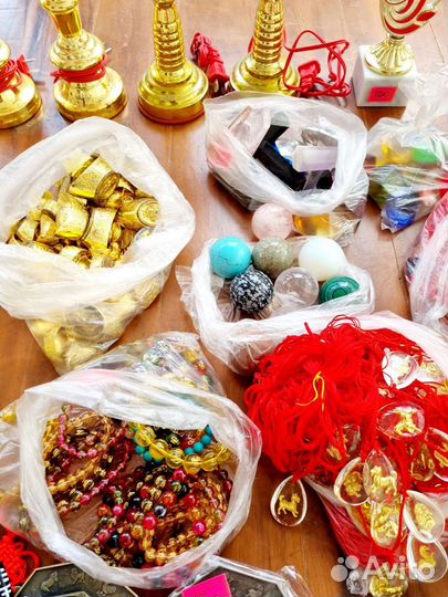 Амулеты, статуэтки, атрибуты фен-шуй