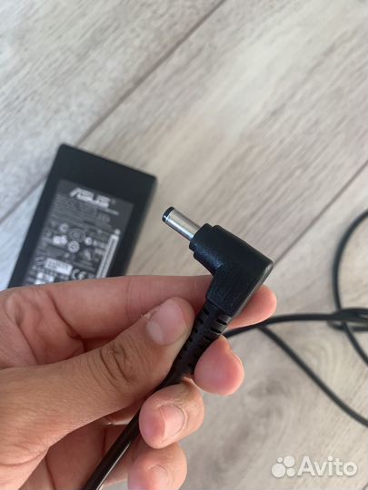 Блок питания для ноутбука asus
