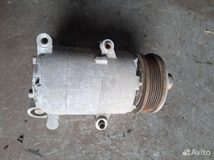 Компрессор кондиционера Ford Mondeo 4