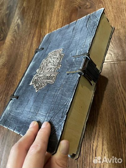 Шкатулка с символикой Гарри Поттер (Гриффиндор, Сл