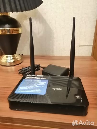 Интернет центр роутер WiFi Keenetic giga II