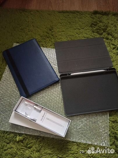 Комплект: 2 чехла +стилус. Для Huewei Mediapad M6