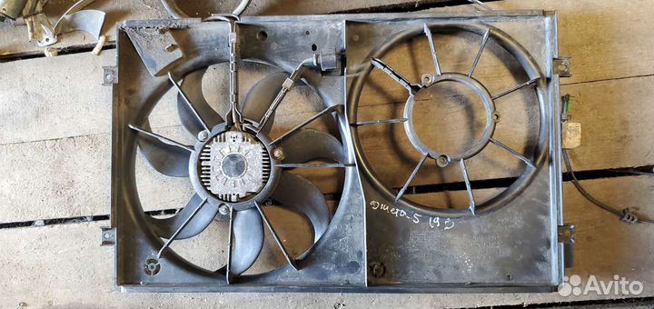 Вентилятор радиатора Volkswagen Jetta