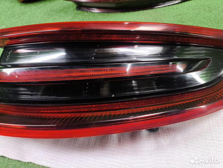 Фонарь задний наружный правый Porsche Macan