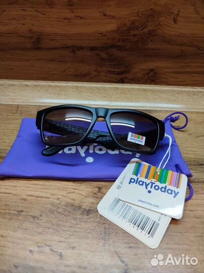 Солнцезащитные очки для мальчика