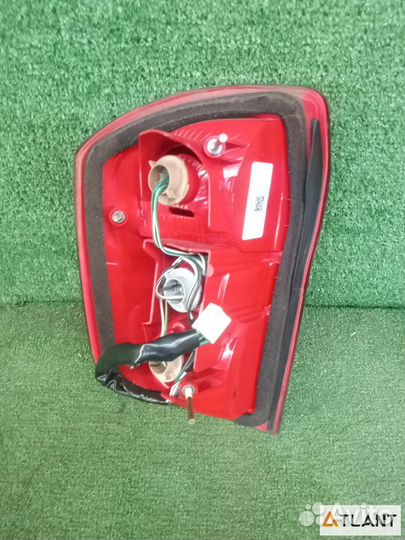 Фонарь задний правый toyota RAV4