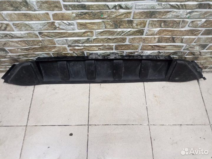 Воздухозаборник Audi Q7 4L 2013