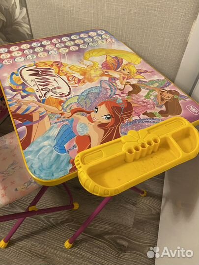 Детский стол со стулом