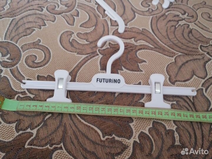 Вешалки плечики детские 20 штук