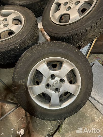 Bridgestone Blizzak Spike-01 175/70 R13