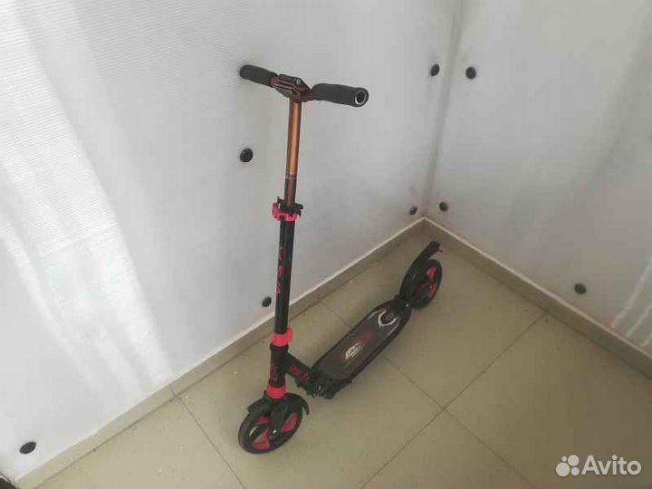 Самокат KMS sport 210